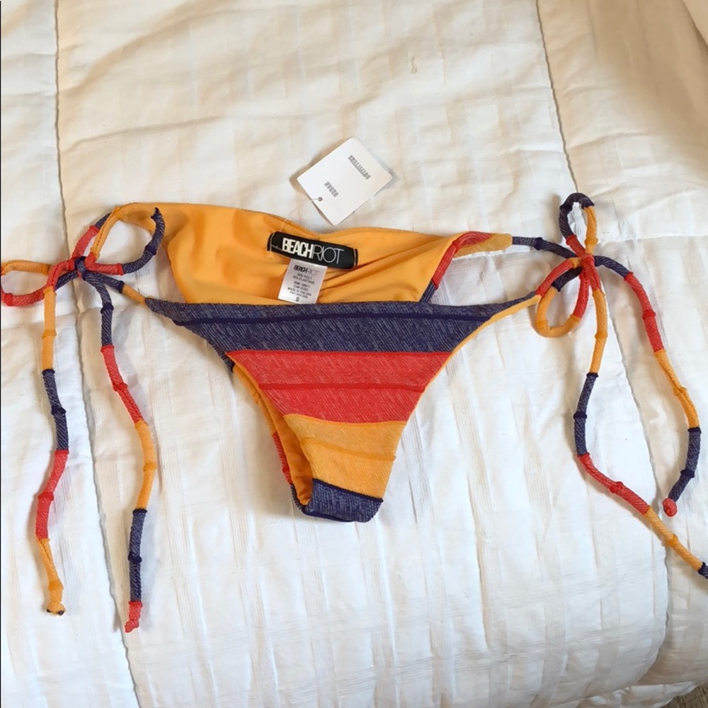 Bikini bottoms
